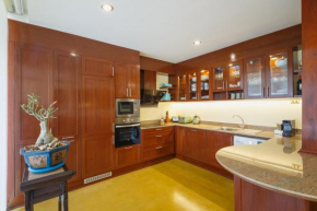  Deluxe Town House in the Old City  Чанг Фуак 
